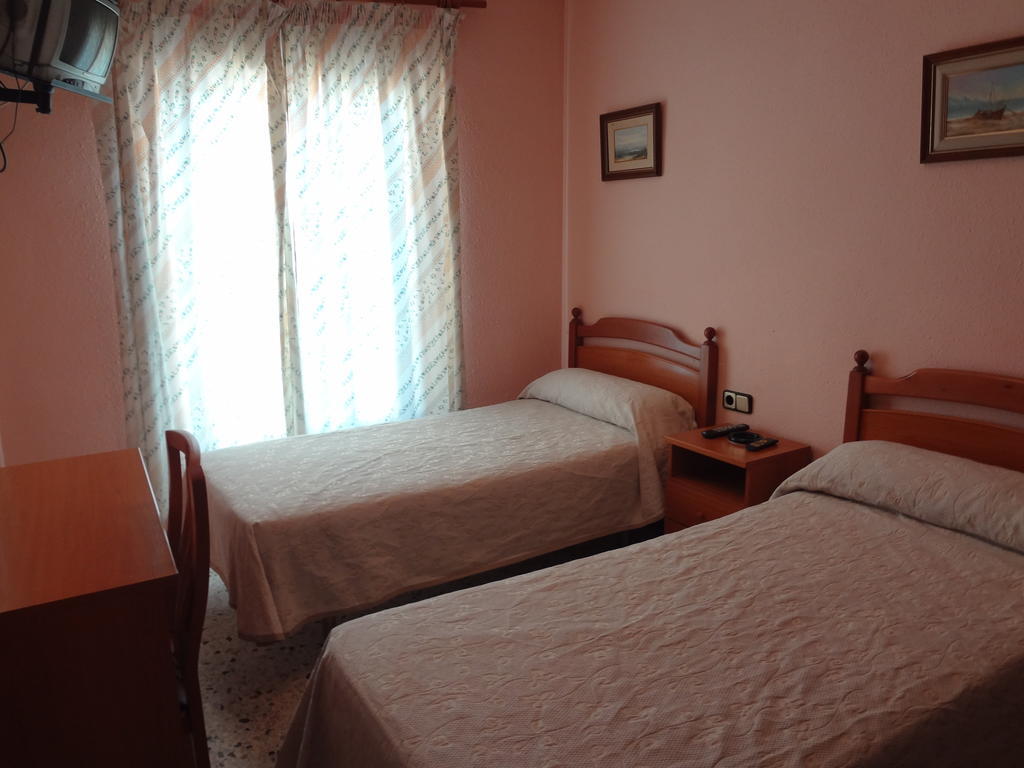 Sanlúcar la Mayor Hostal San Pedro חדר תמונה