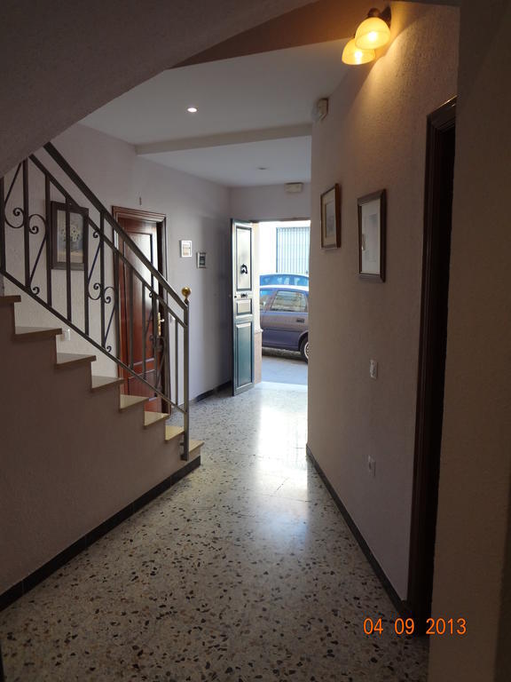 Sanlúcar la Mayor Hostal San Pedro מראה חיצוני תמונה