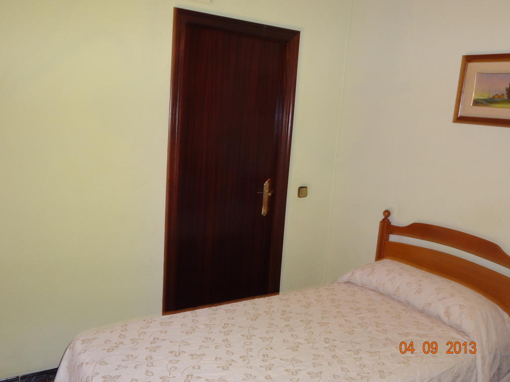 Sanlúcar la Mayor Hostal San Pedro מראה חיצוני תמונה